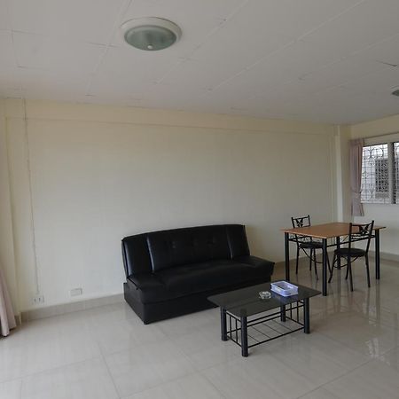 Cozy Loft Hostel Pattaya Exterior photo