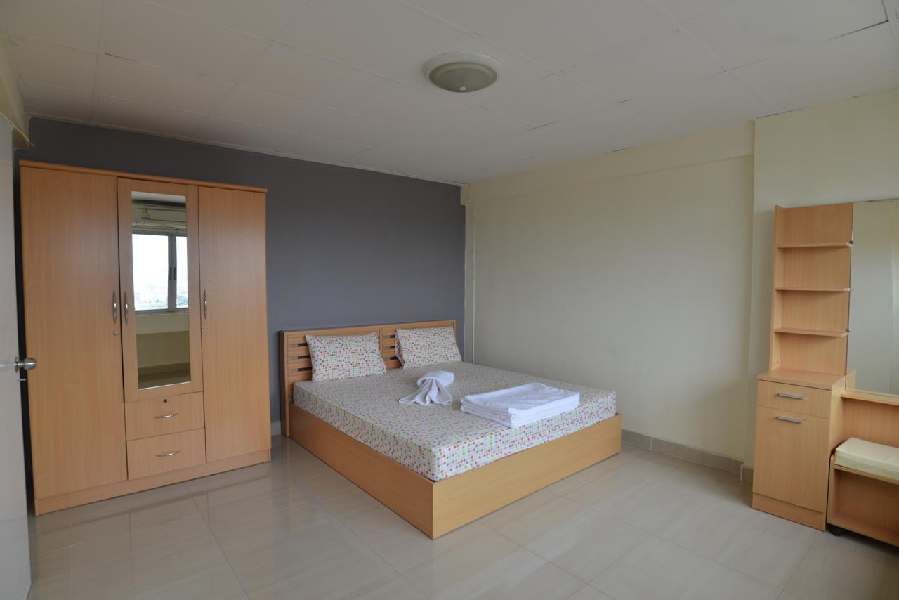 Cozy Loft Hostel Pattaya Exterior photo