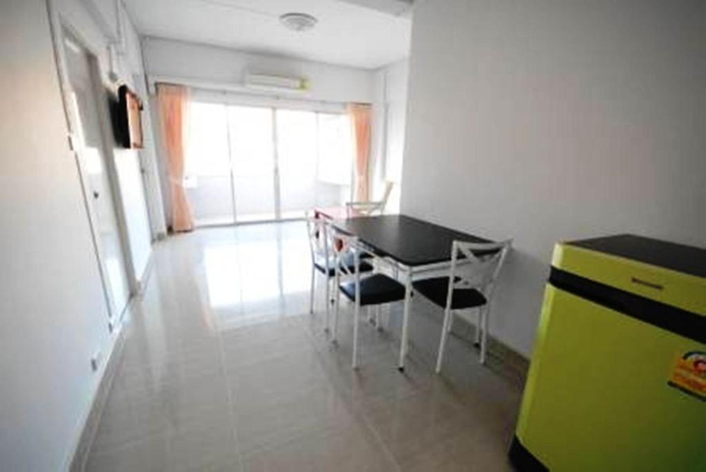Cozy Loft Hostel Pattaya Room photo